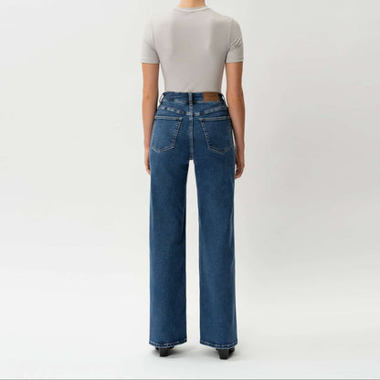 Relaxed_ComfortDenim-_Jeans_7_www.daltik.com