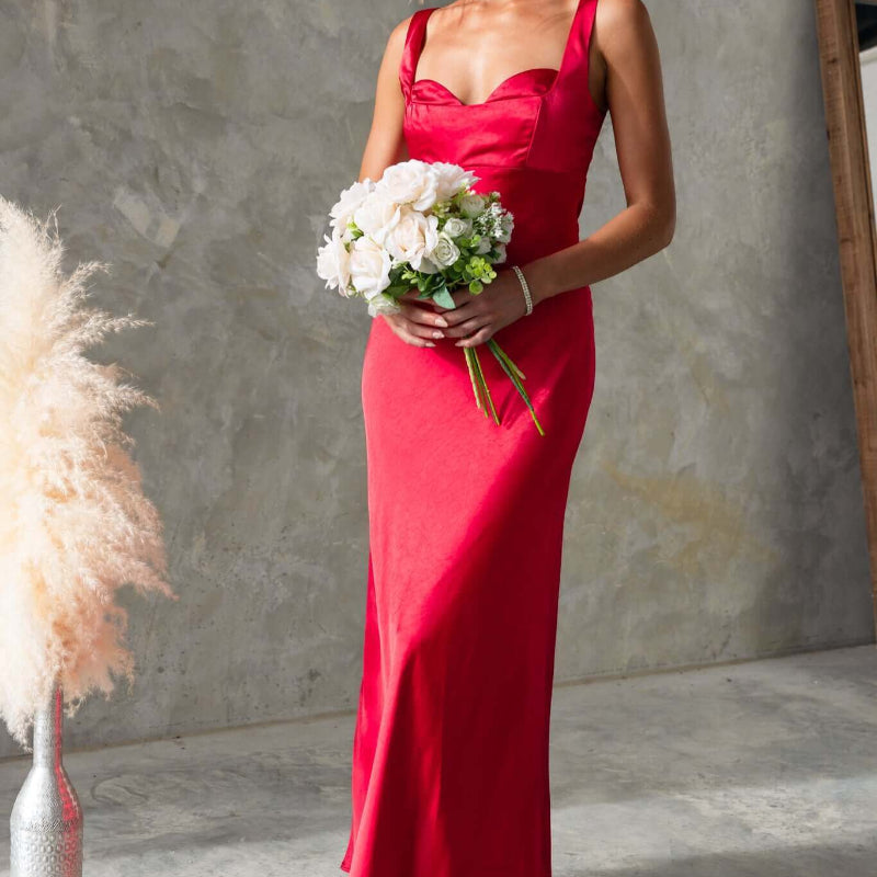 Fuego Maxi | Dress, available at: https://www.daltik.com/